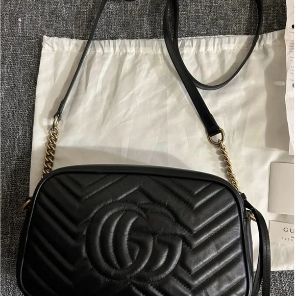 - Gorgeous. Gucci - Authentic Pre Loved Small GG Marmont Leather Crossbody. - Picture 5 of 15